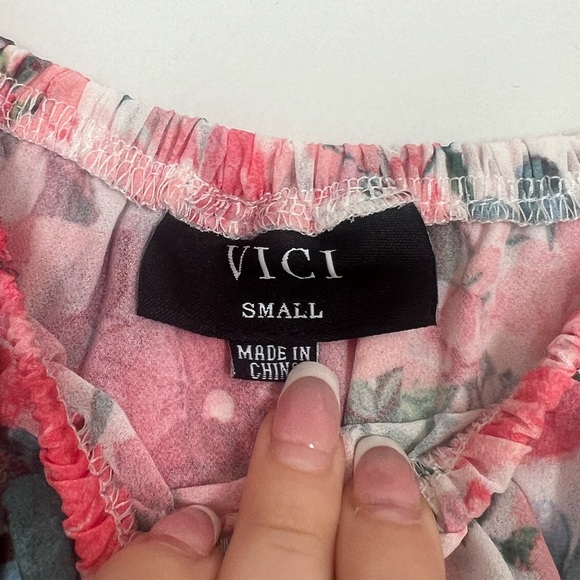 VICI Maxi Dress Pink Floral Size Small Off the Shoulder - Picture 2 of 3